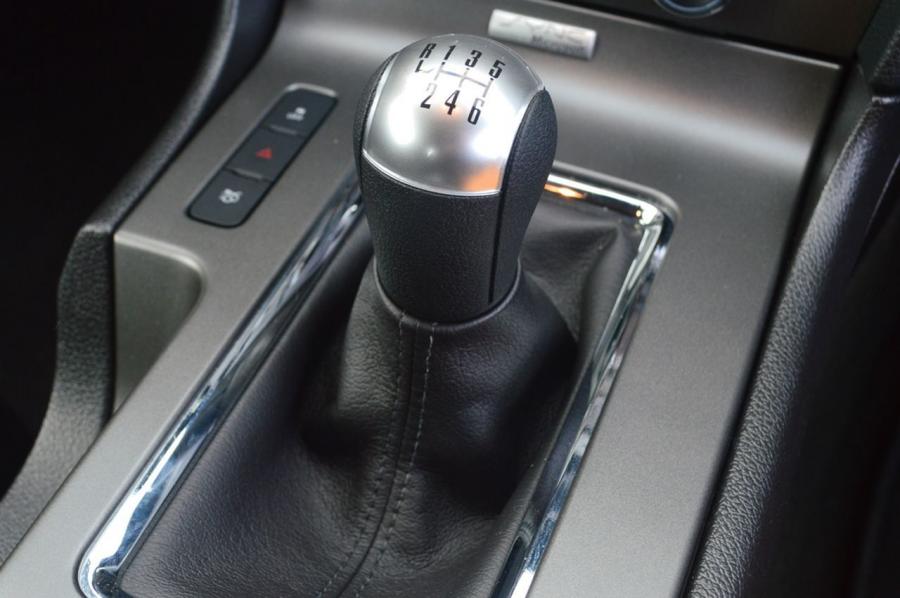  Ford Mustang GT 2014 года  (фото 9 из 27)